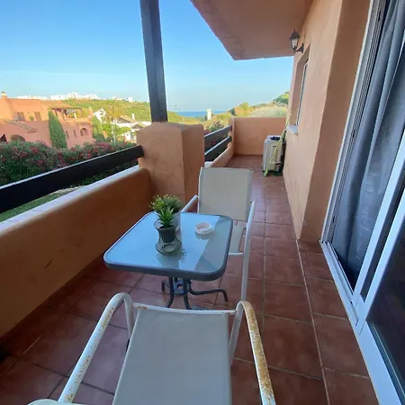 Casares Cozy Flat * Bahia de Casares